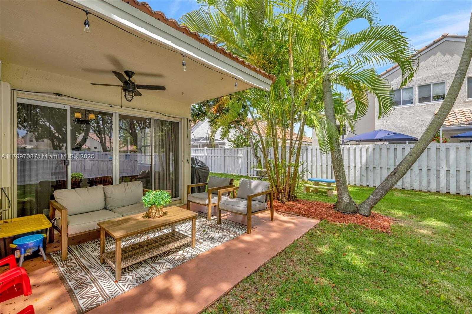 Small Image of 396 BEDFORD AVE, Weston Number 41