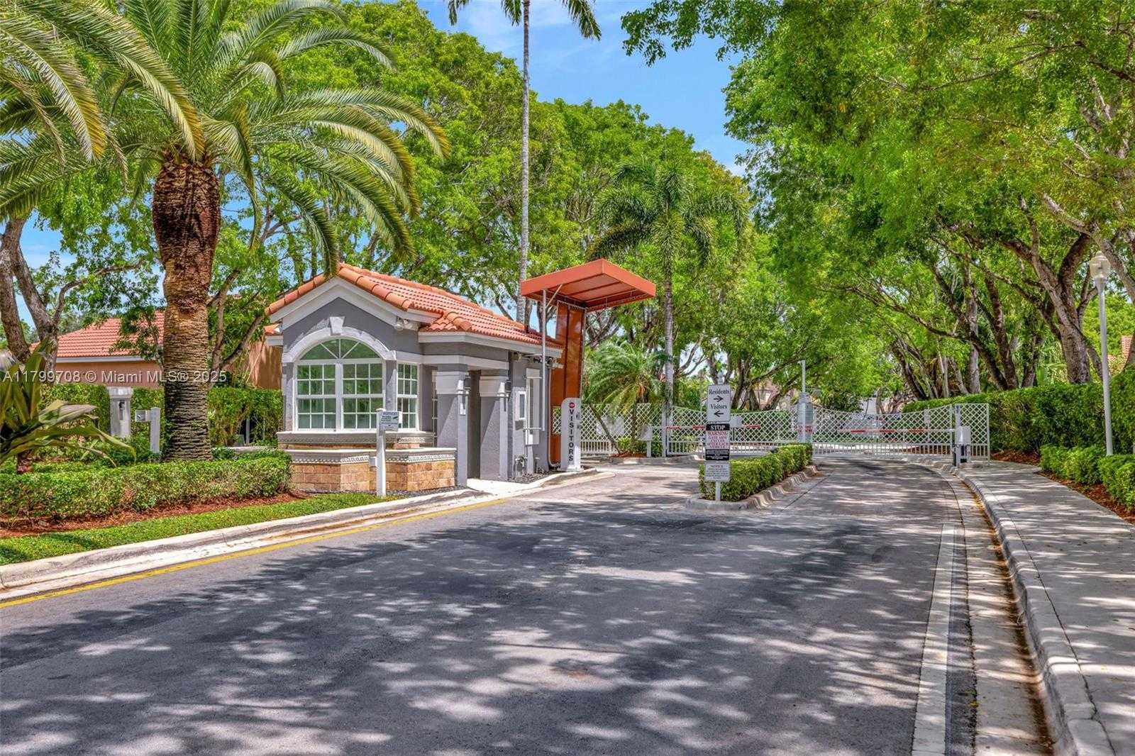 Small Image of 396 BEDFORD AVE, Weston Number 62