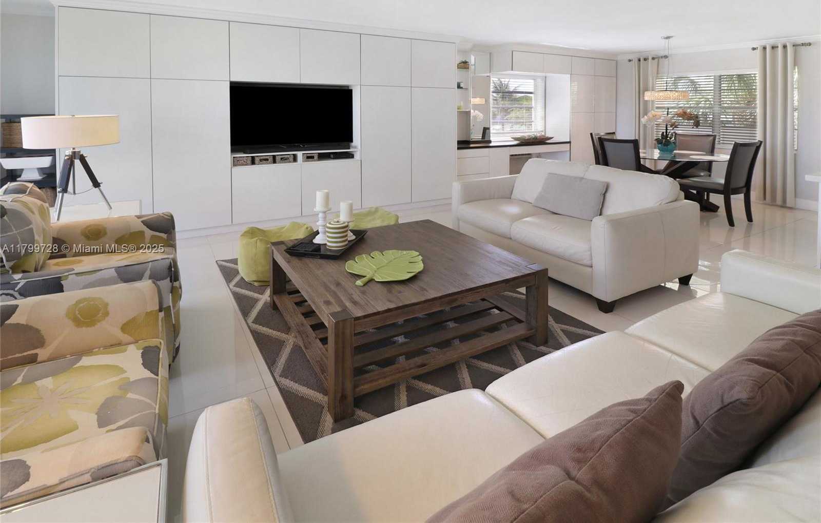 Small Image of 220 KINGS POINT DR #415, Sunny Isles Beach Number 2