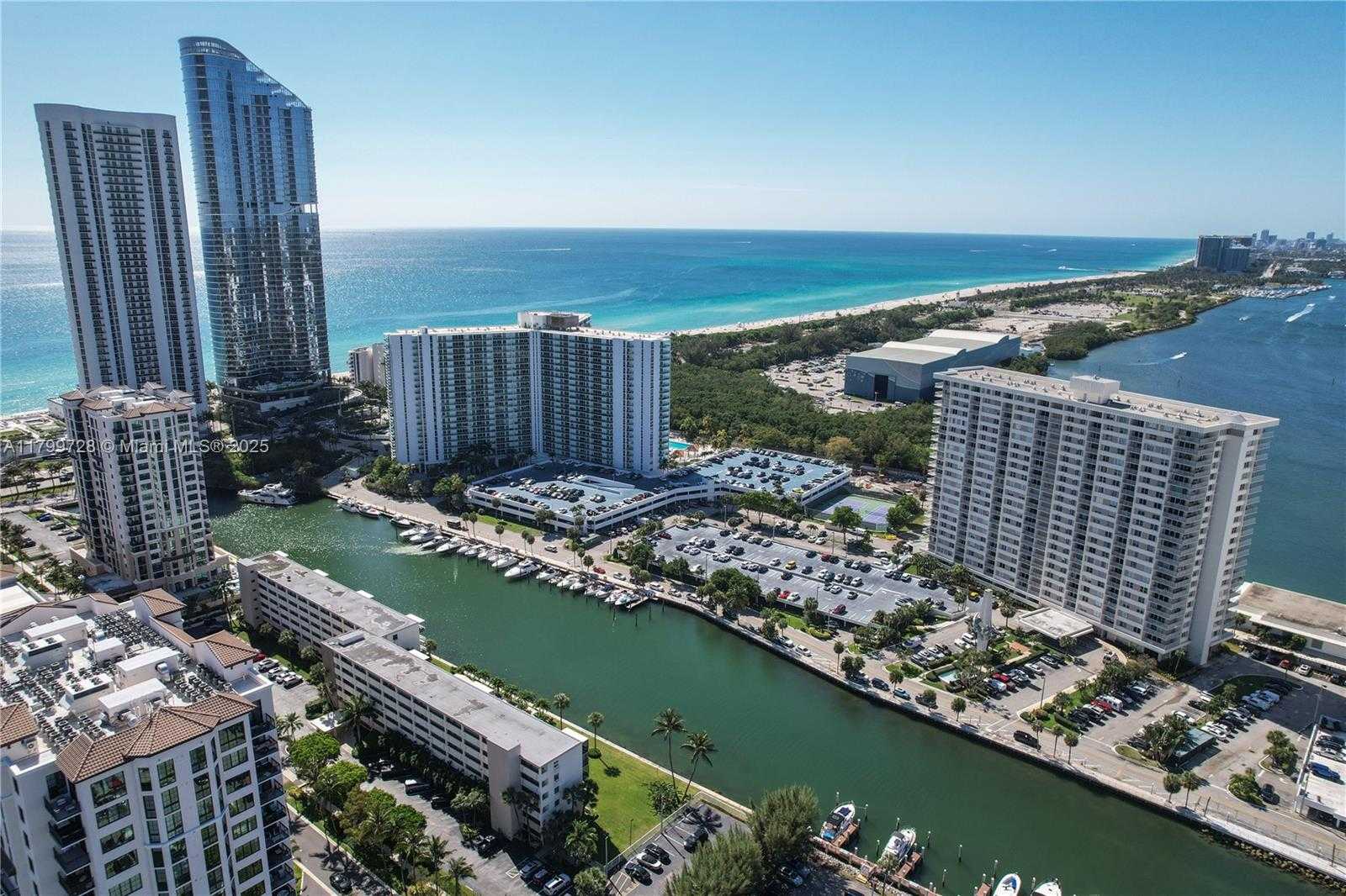 Small Image of 220 KINGS POINT DR #415, Sunny Isles Beach Number 32