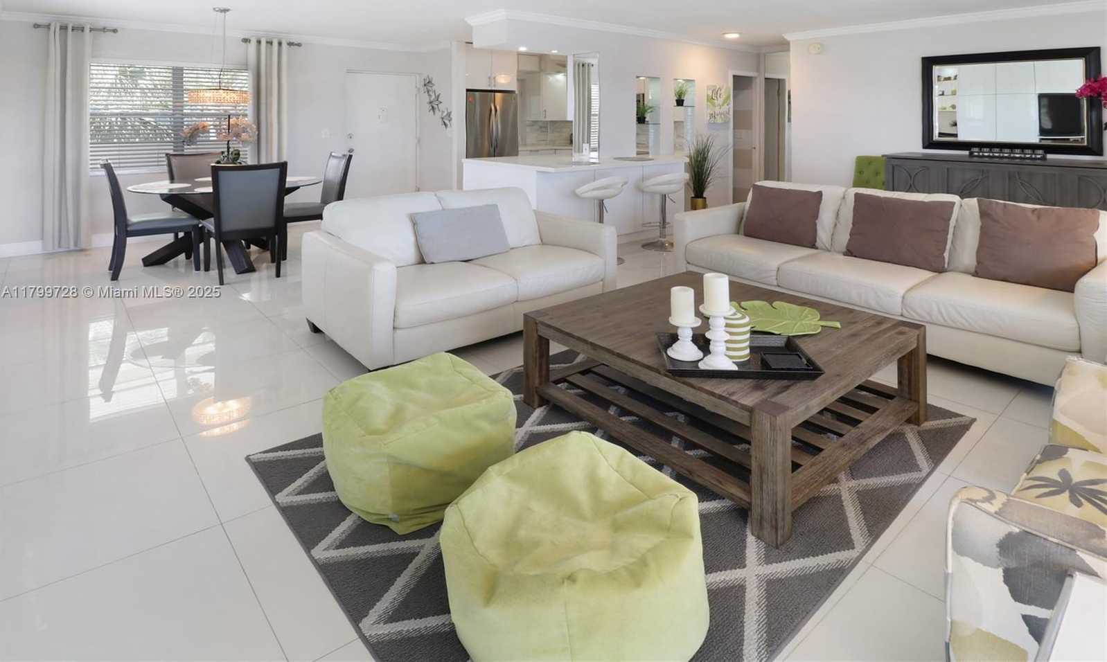 Small Image of 220 KINGS POINT DR #415, Sunny Isles Beach Number 6