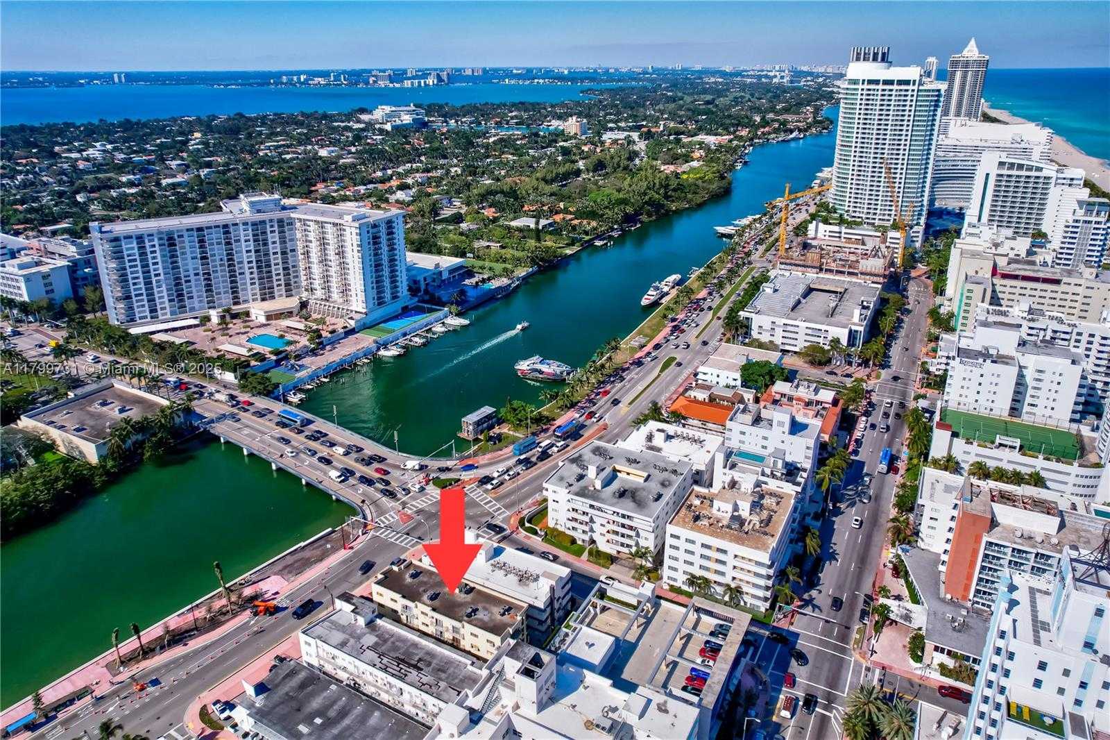 Small Image of 4021 INDIAN CREEK DR #2C, Miami Beach Number 24