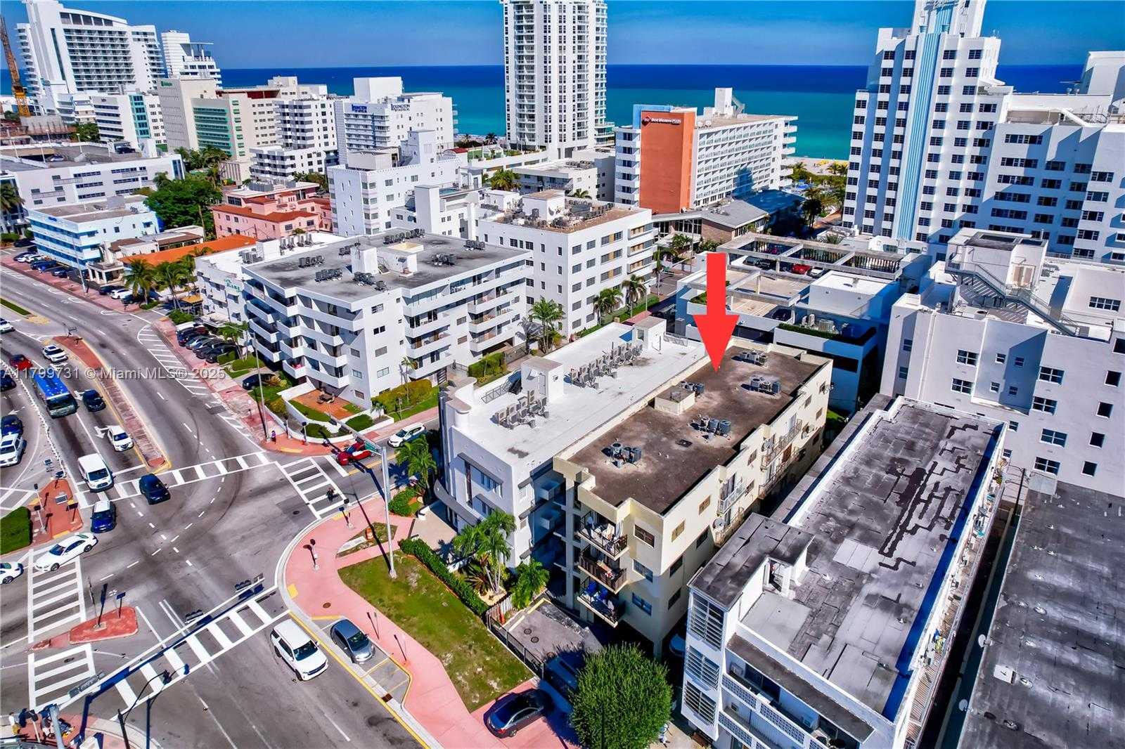 Small Image of 4021 INDIAN CREEK DR #2C, Miami Beach Number 27