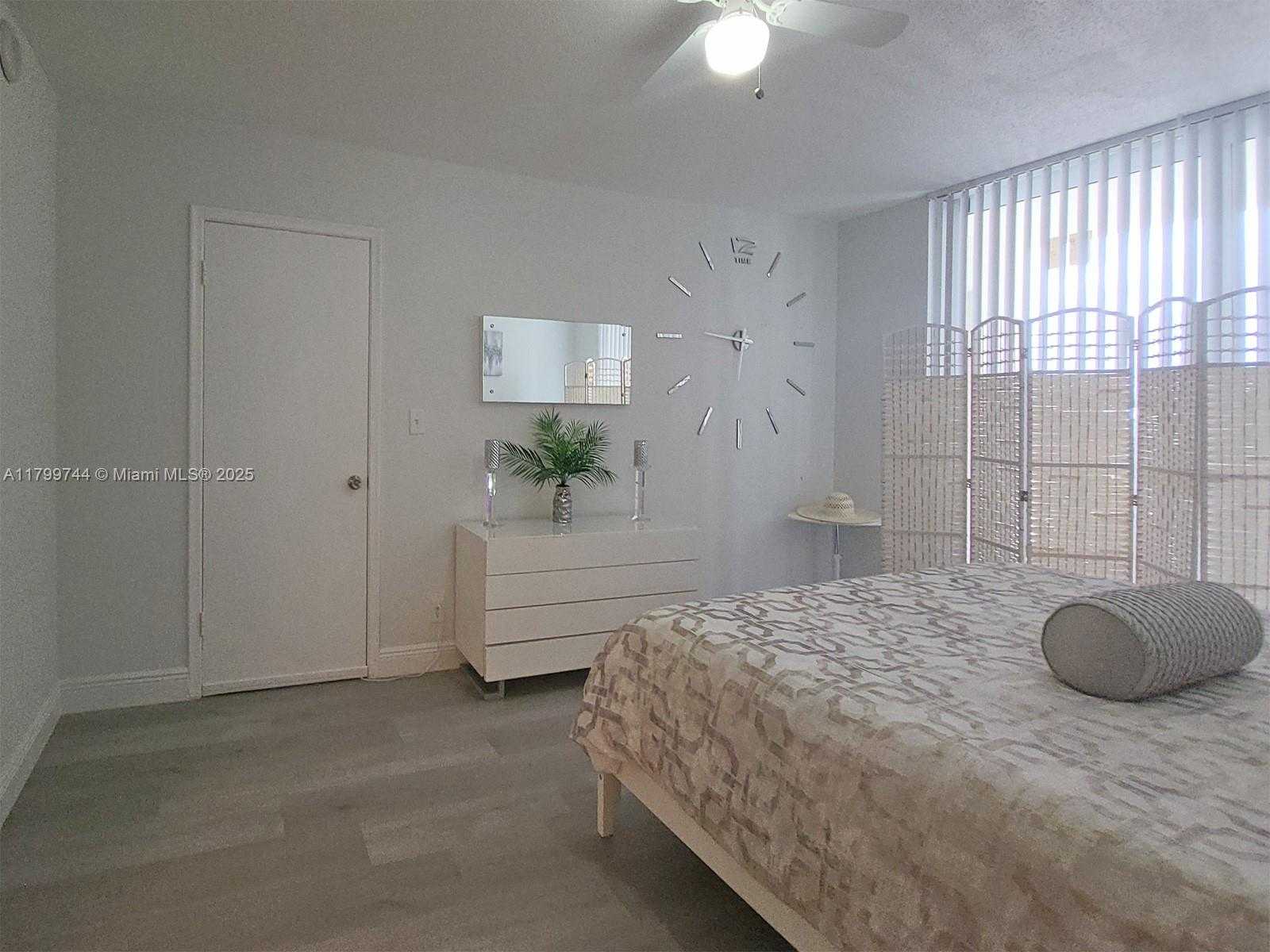 Small Image of 1825 SOUTH OCEAN DR #206, Hallandale Beach Number 14