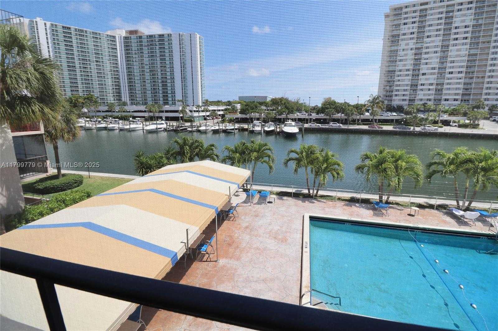 Small Image of 220 KINGS POINT DR #310, Sunny Isles Beach Number 24
