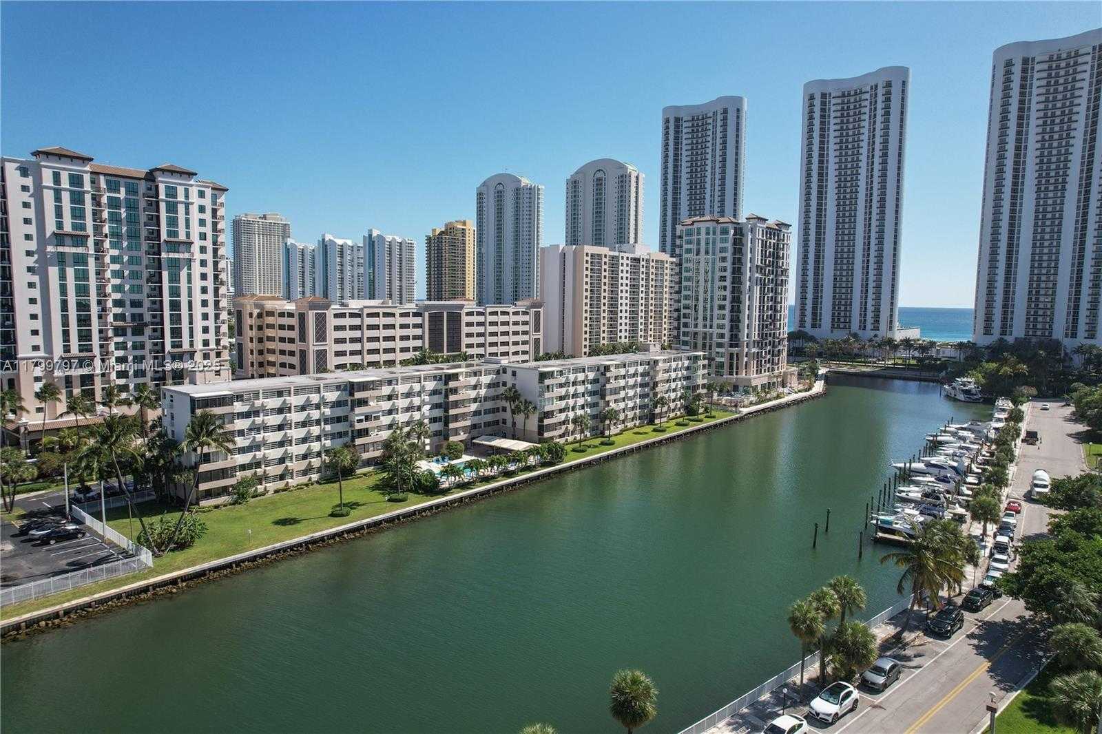 Small Image of 220 KINGS POINT DR #403, Sunny Isles Beach Number 26
