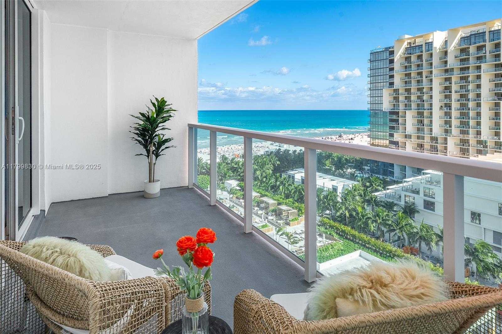 Small Image of 2301 #1201, Miami Beach Number 4