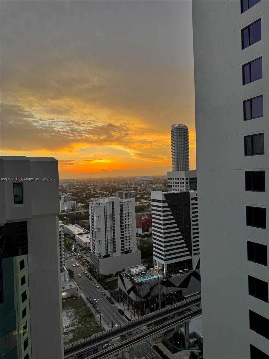 Small Image of 55 SOUTH WEST 9TH ST #2808, Miami Number 15