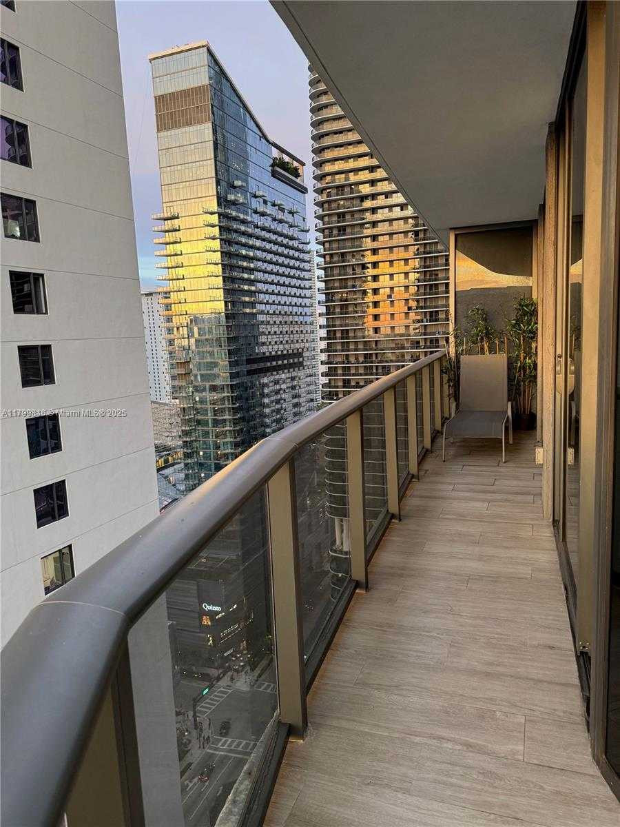 Small Image of 55 SOUTH WEST 9TH ST #2808, Miami Number 18