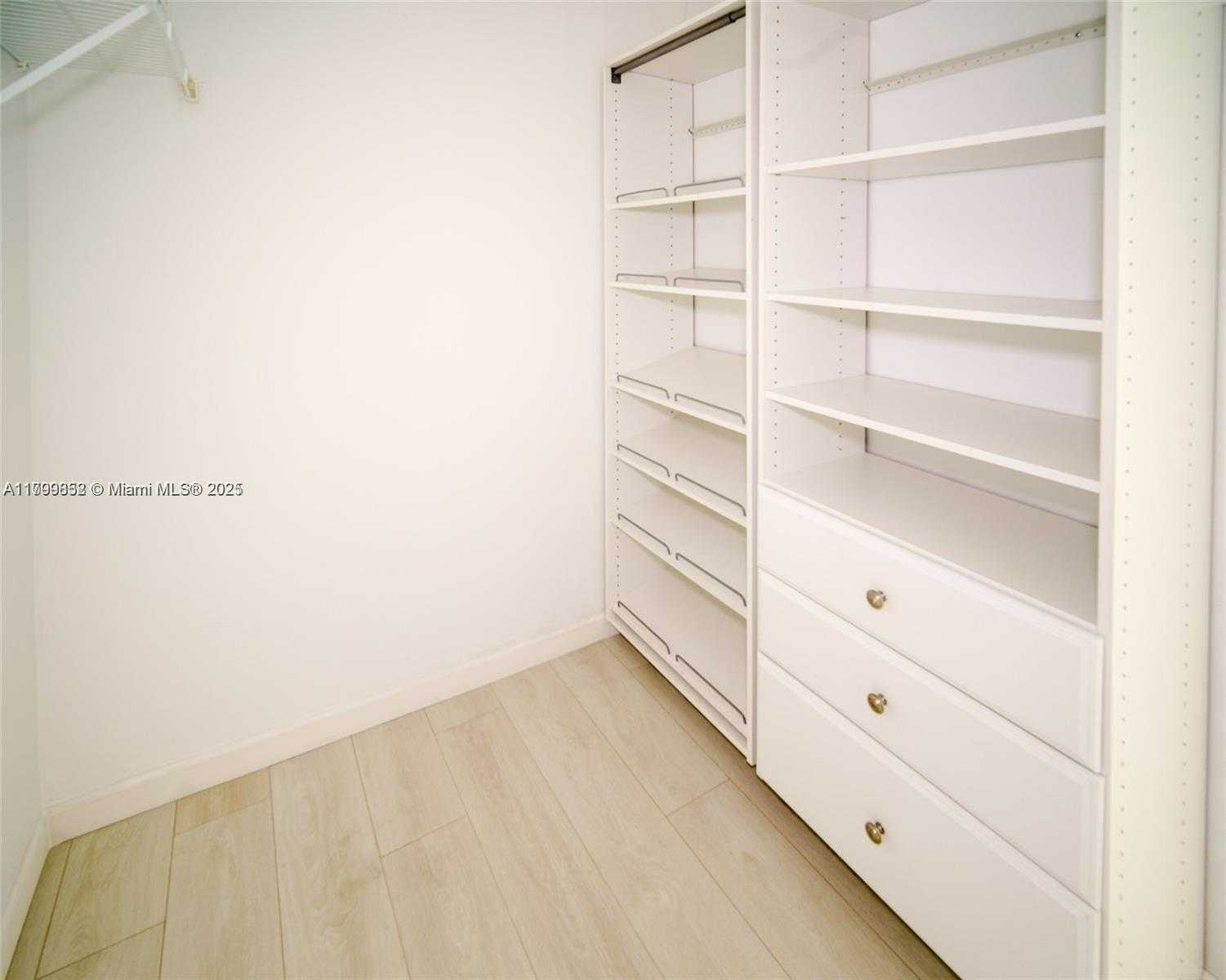 Small Image of 601 NORTH EAST 27TH ST #1004, Miami Number 4