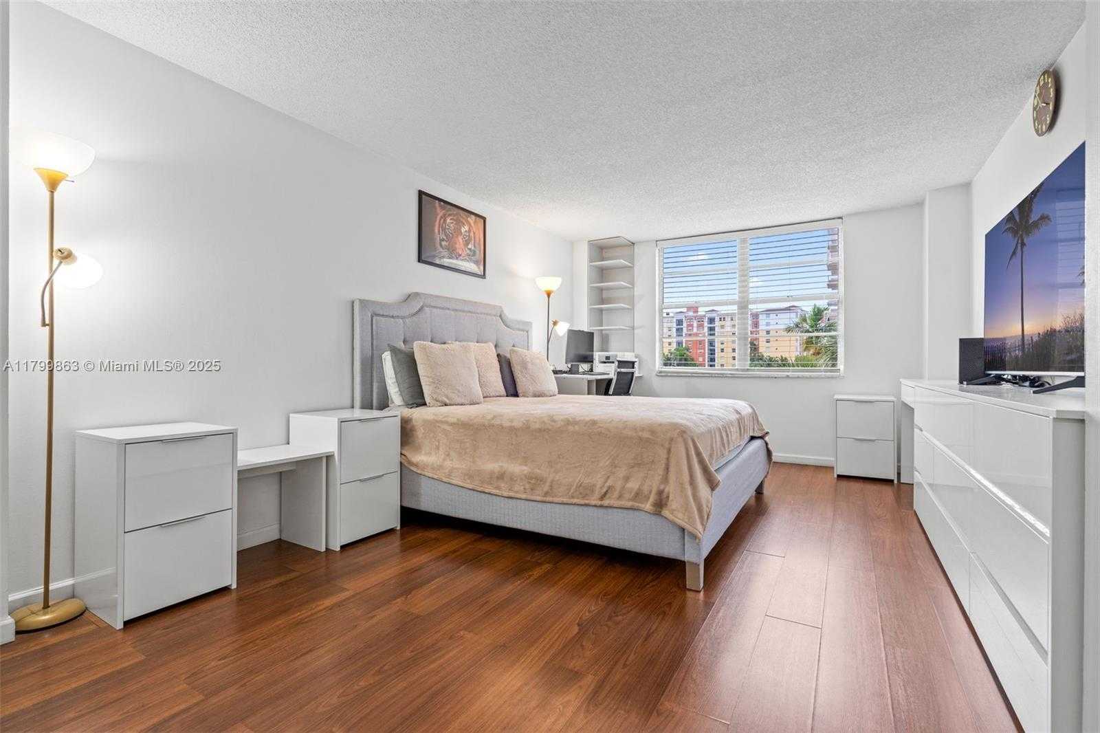 Small Image of 251 174TH ST #212, Sunny Isles Beach Number 12