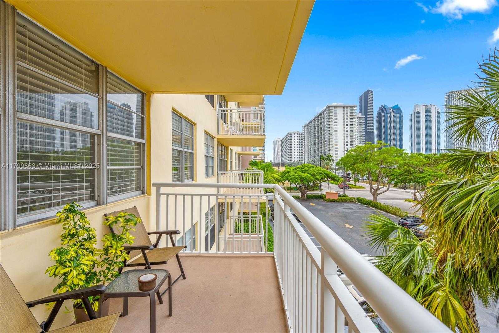Small Image of 251 174TH ST #212, Sunny Isles Beach Number 5