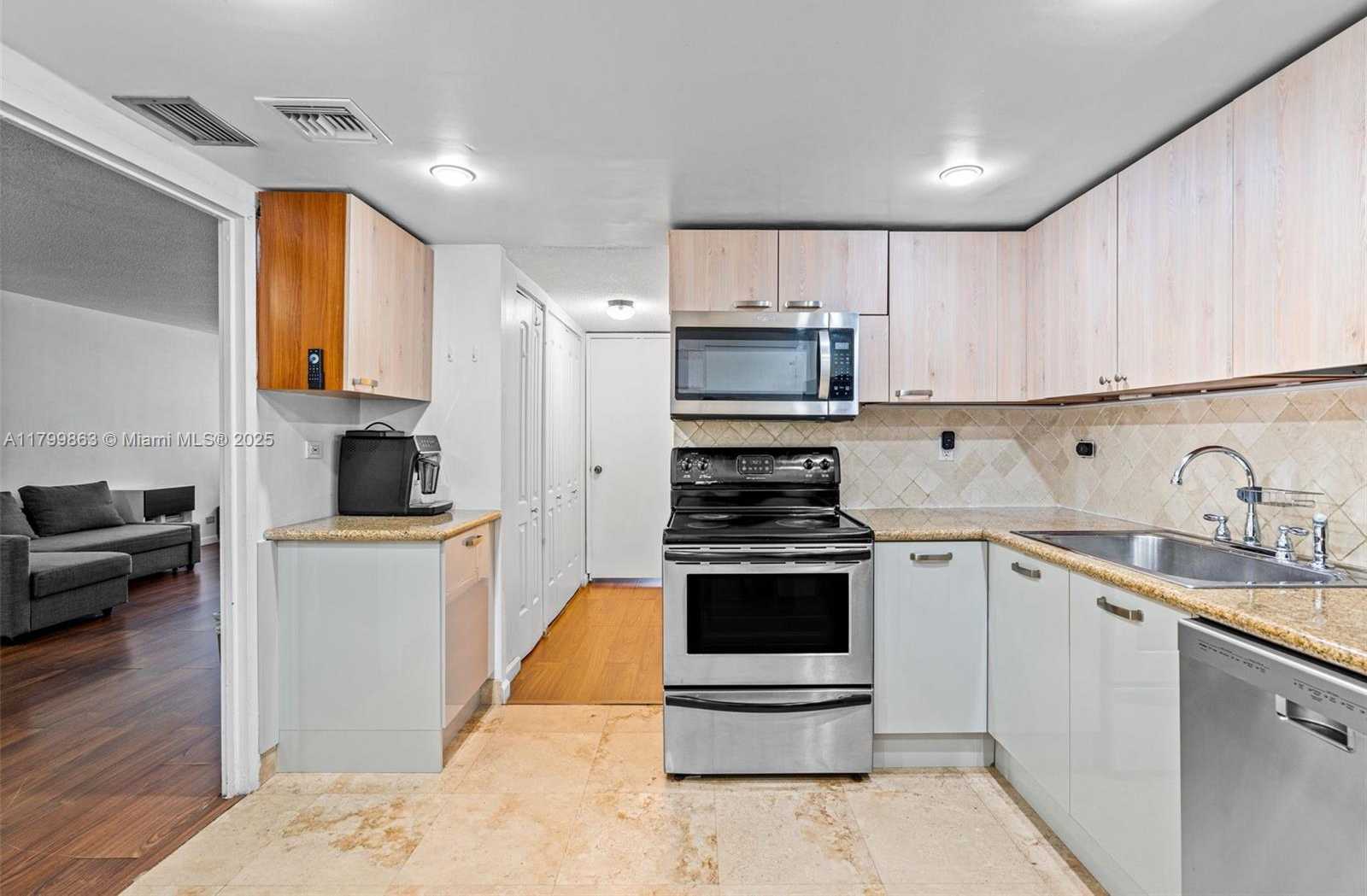 Small Image of 251 174TH ST #212, Sunny Isles Beach Number 8