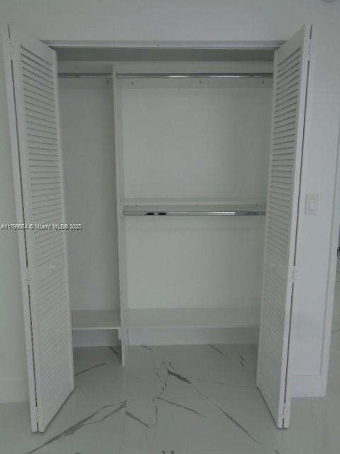 Small Image of 8820 FONTAINEBLEAU BLVD #408, Miami Number 20