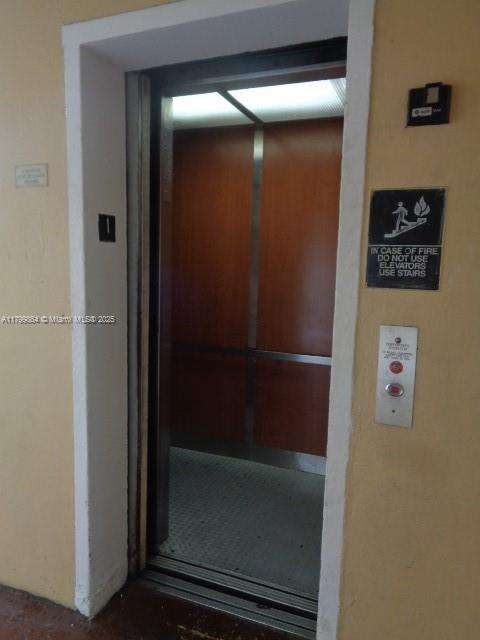 Small Image of 8820 FONTAINEBLEAU BLVD #408, Miami Number 3