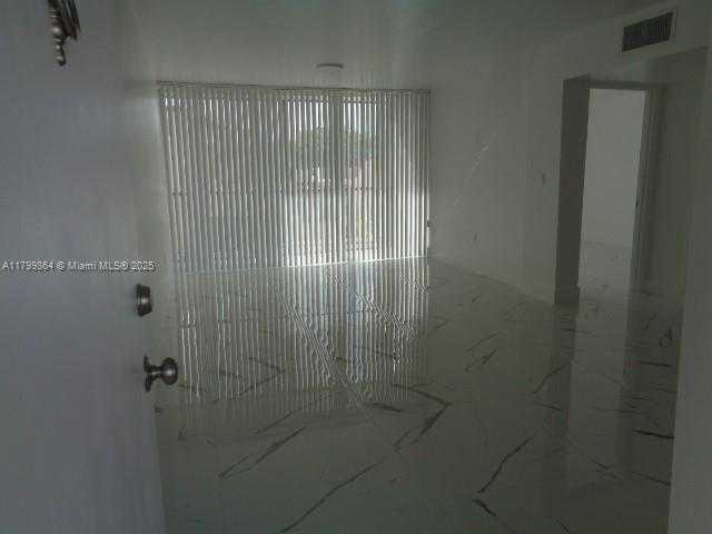 Small Image of 8820 FONTAINEBLEAU BLVD #408, Miami Number 7