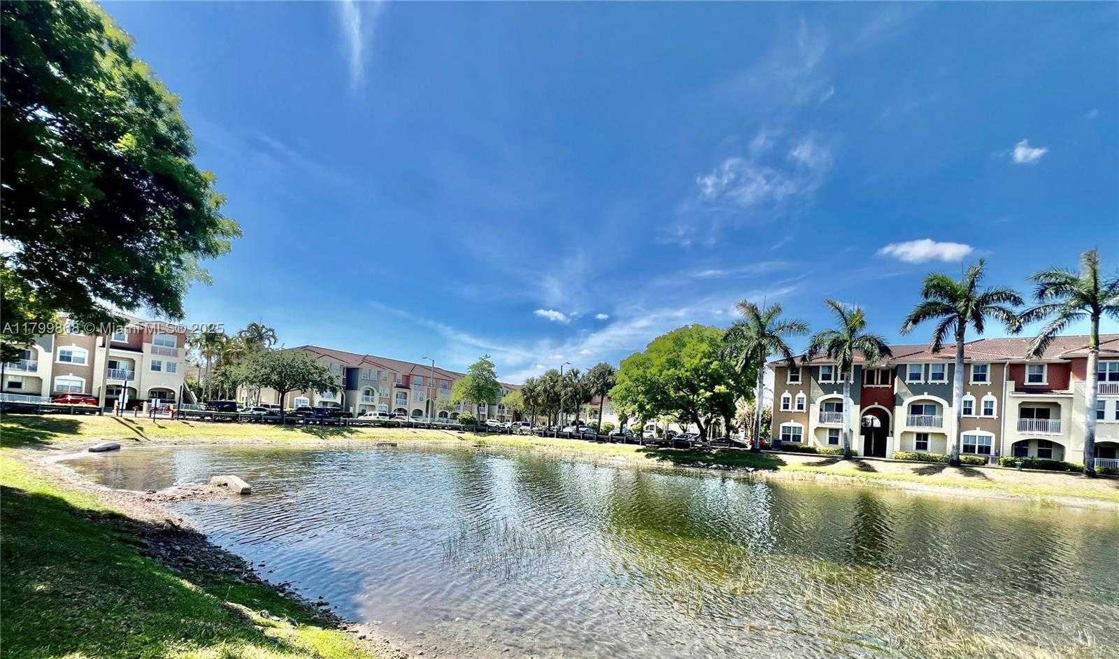 Small Image of 10855 NORTH WEST 88TH TER #101, Doral Number 18