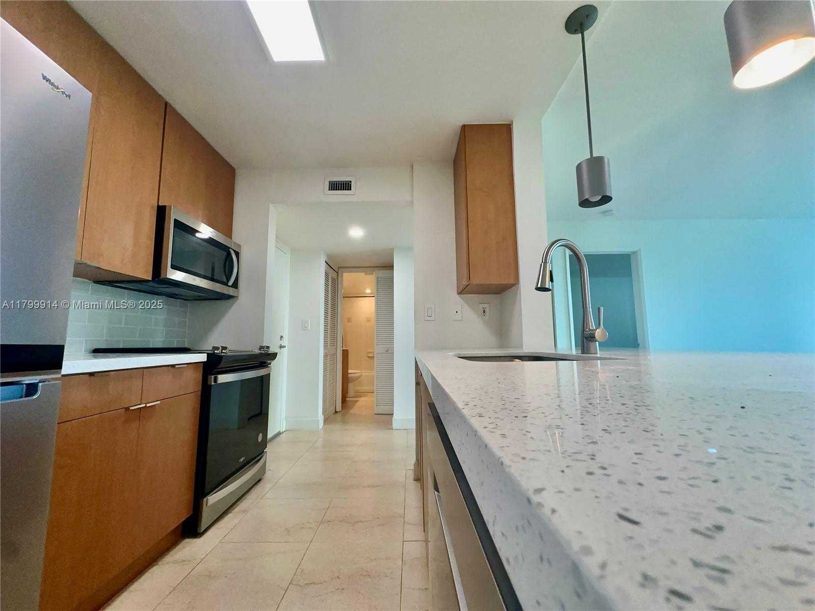 Small Image of 1550 BRICKELL AVE #A-509, Miami Number 10