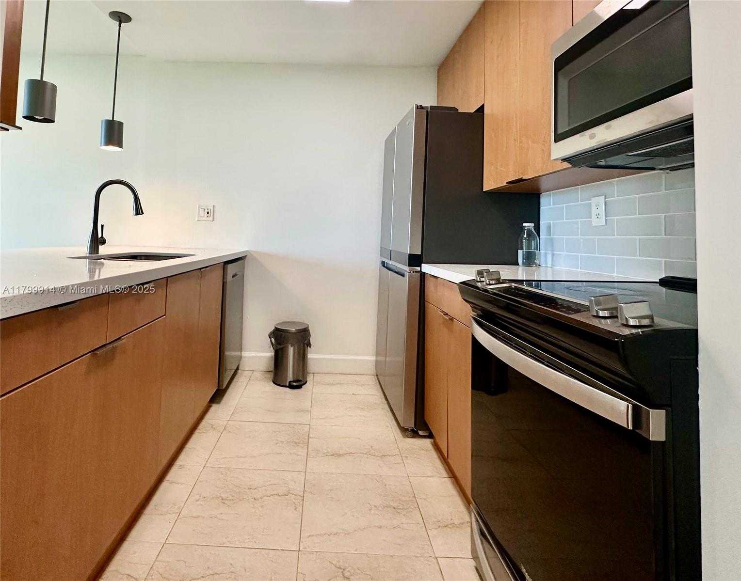 Small Image of 1550 BRICKELL AVE #A-509, Miami Number 2