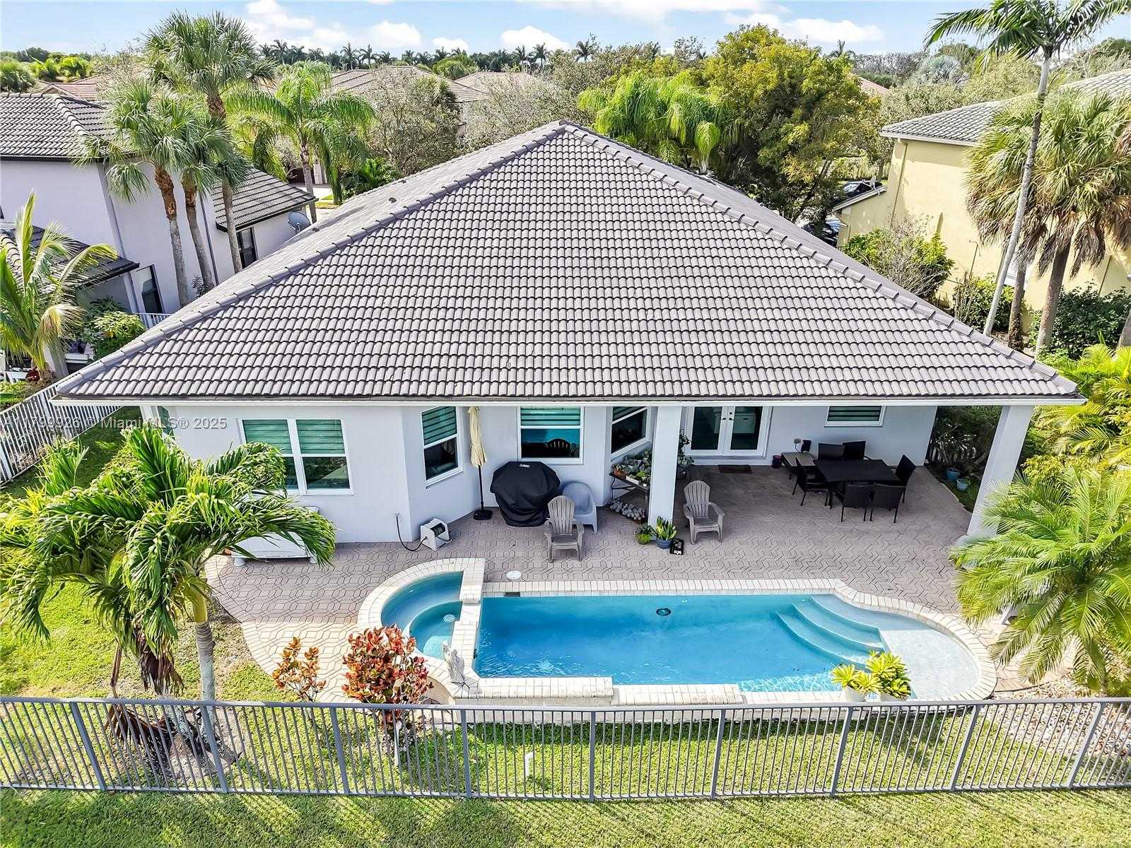 Small Image of 3816 WEST HIBISCUS ST #3816, Weston Number 3