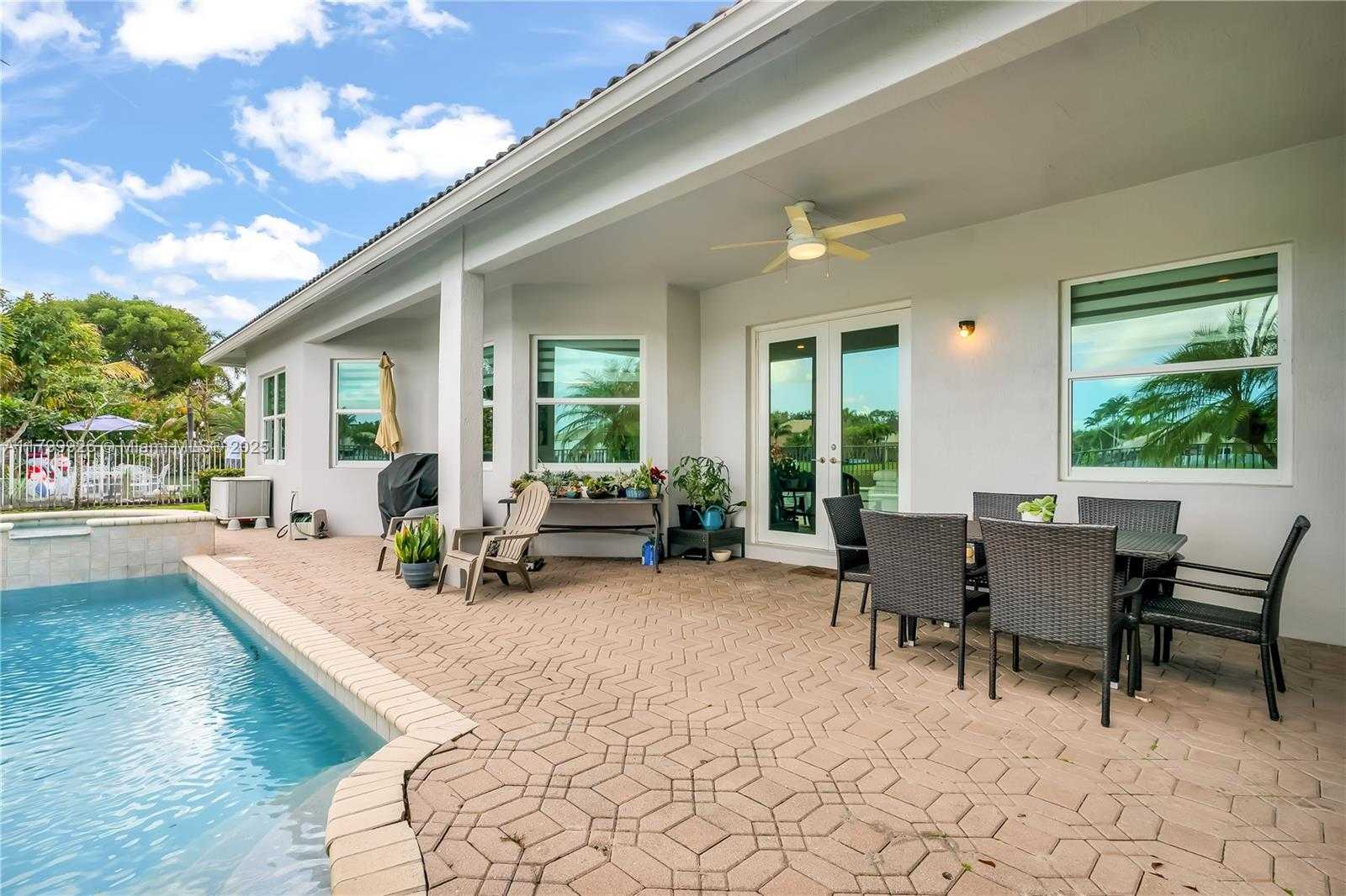 Small Image of 3816 WEST HIBISCUS ST #3816, Weston Number 49