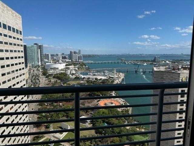 Small Image of 325 SOUTH BISCAYNE BLVD #4320, Miami Number 2