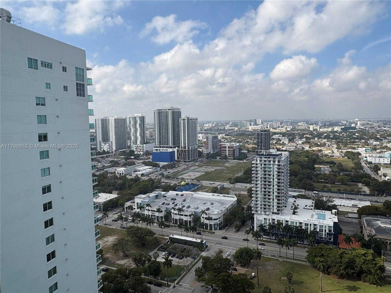 Small Image of 1800 NORTH BAYSHORE DR #3508, Miami Number 10