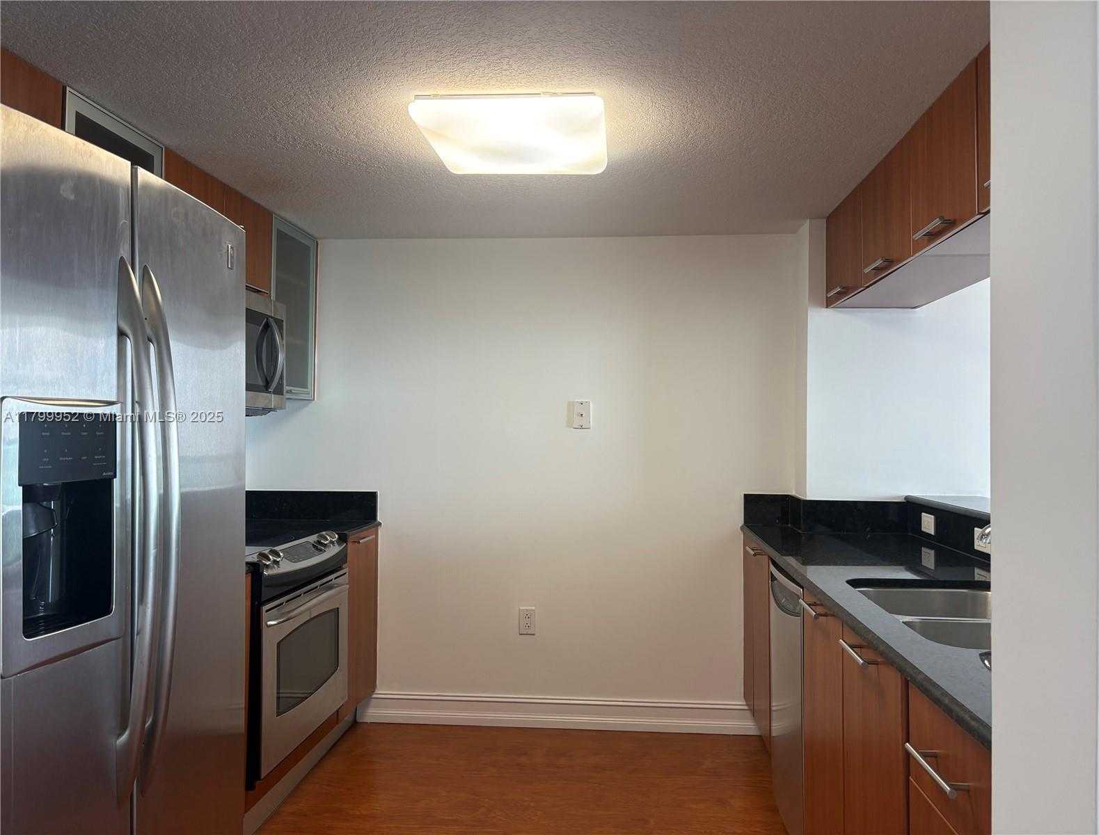 Small Image of 1800 NORTH BAYSHORE DR #3508, Miami Number 7