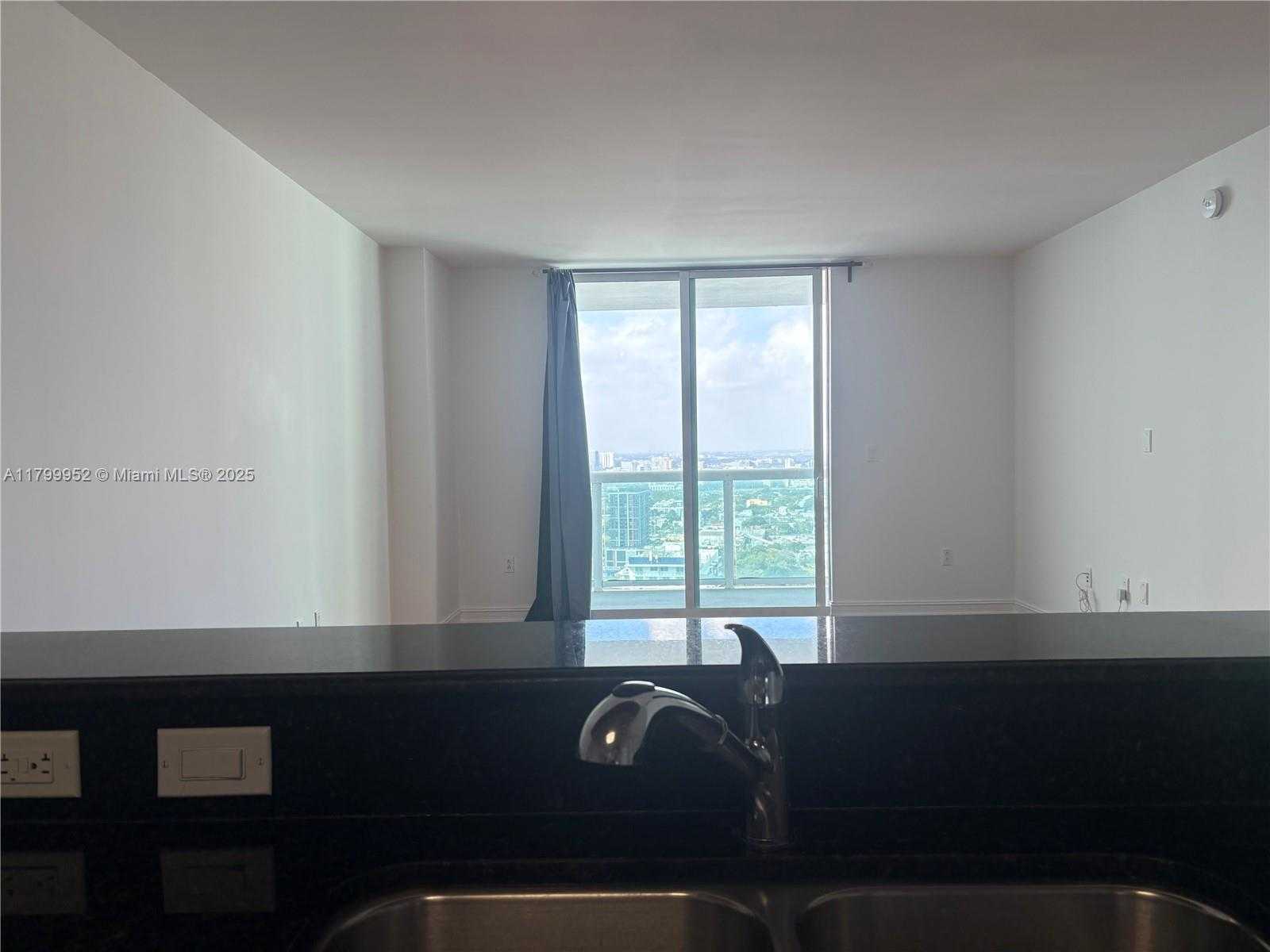 Small Image of 1800 NORTH BAYSHORE DR #3508, Miami Number 8