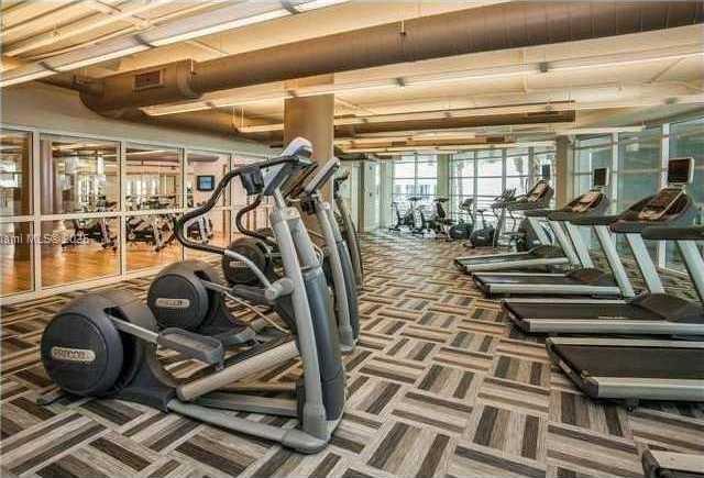 Small Image of 244 BISCAYNE BLVD #251, Miami Number 12