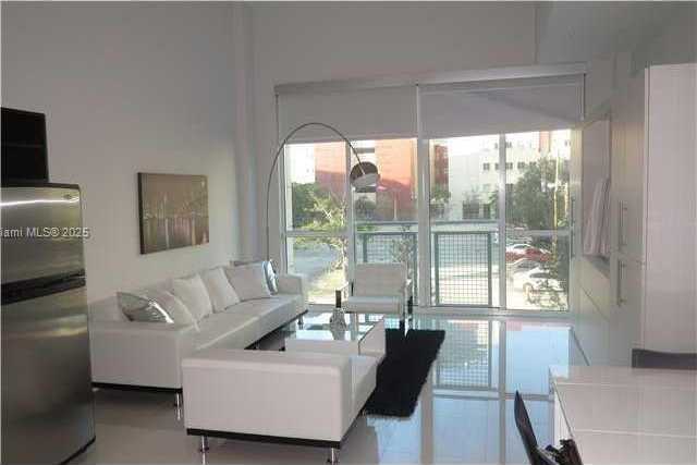 Small Image of 244 BISCAYNE BLVD #251, Miami Number 2