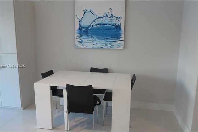 Small Image of 244 BISCAYNE BLVD #251, Miami Number 6