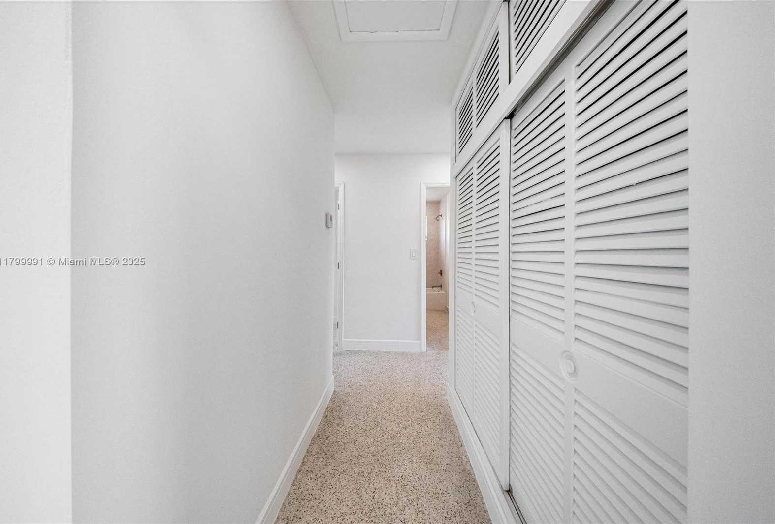 Small Image of 6310 SOUTH WEST 92ND AVE, Miami Number 17