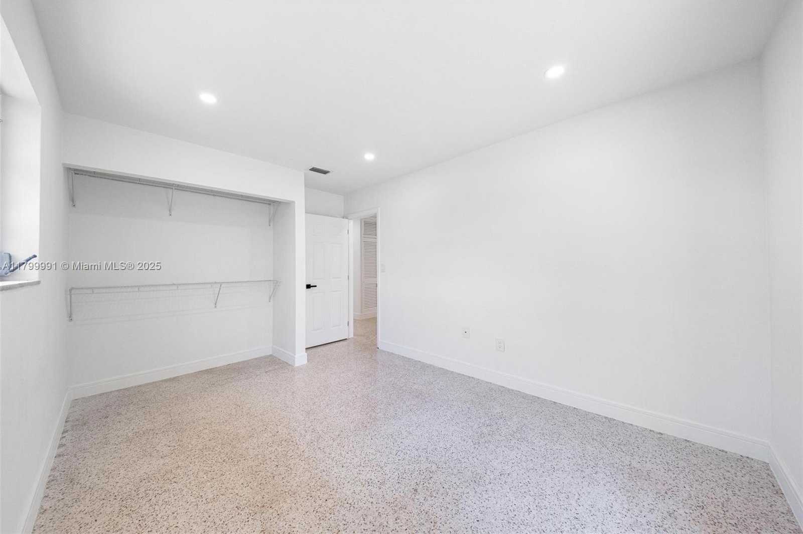 Small Image of 6310 SOUTH WEST 92ND AVE, Miami Number 21