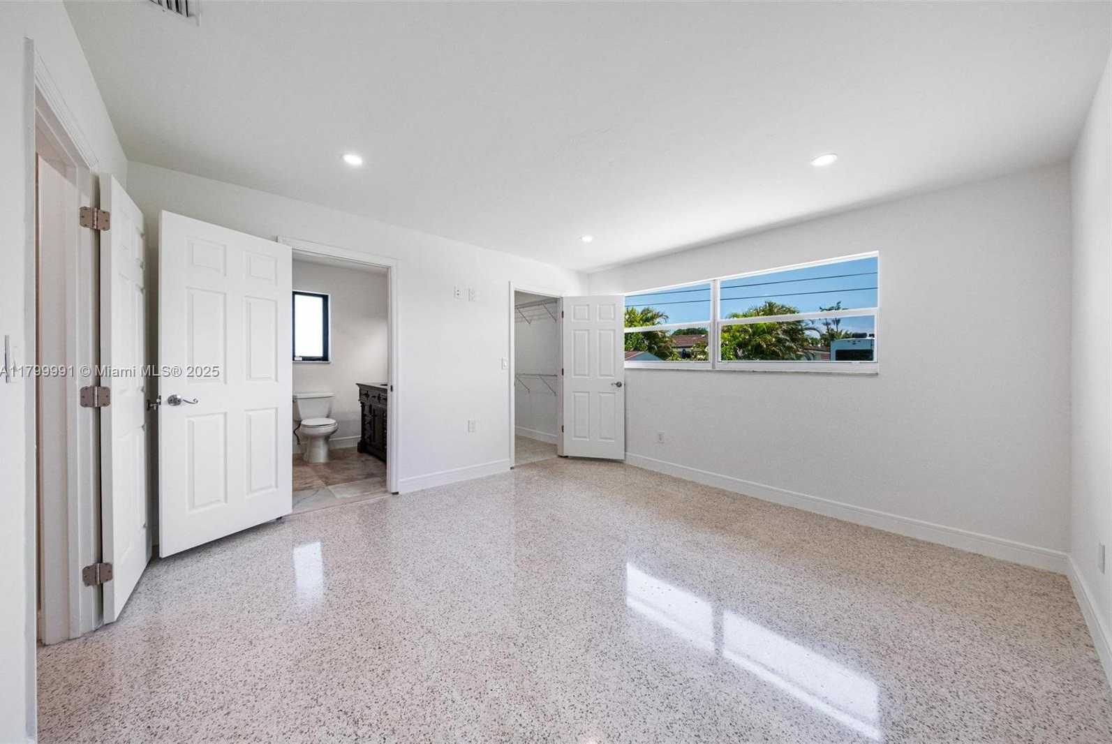 Small Image of 6310 SOUTH WEST 92ND AVE, Miami Number 23