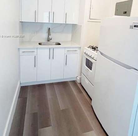 Small Image of 7445 HARDING AVE #109, Miami Beach Number 4