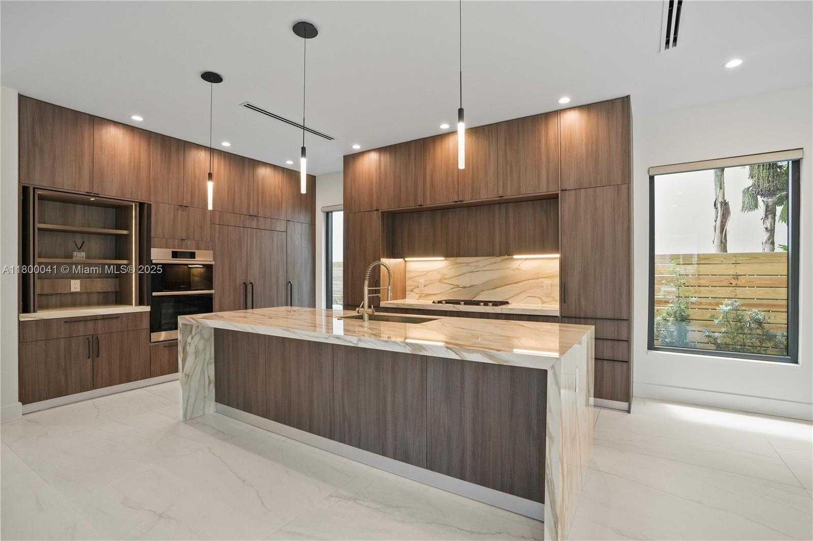 Small Image of 739 NORTH EAST 17TH WAY, Fort Lauderdale Number 11