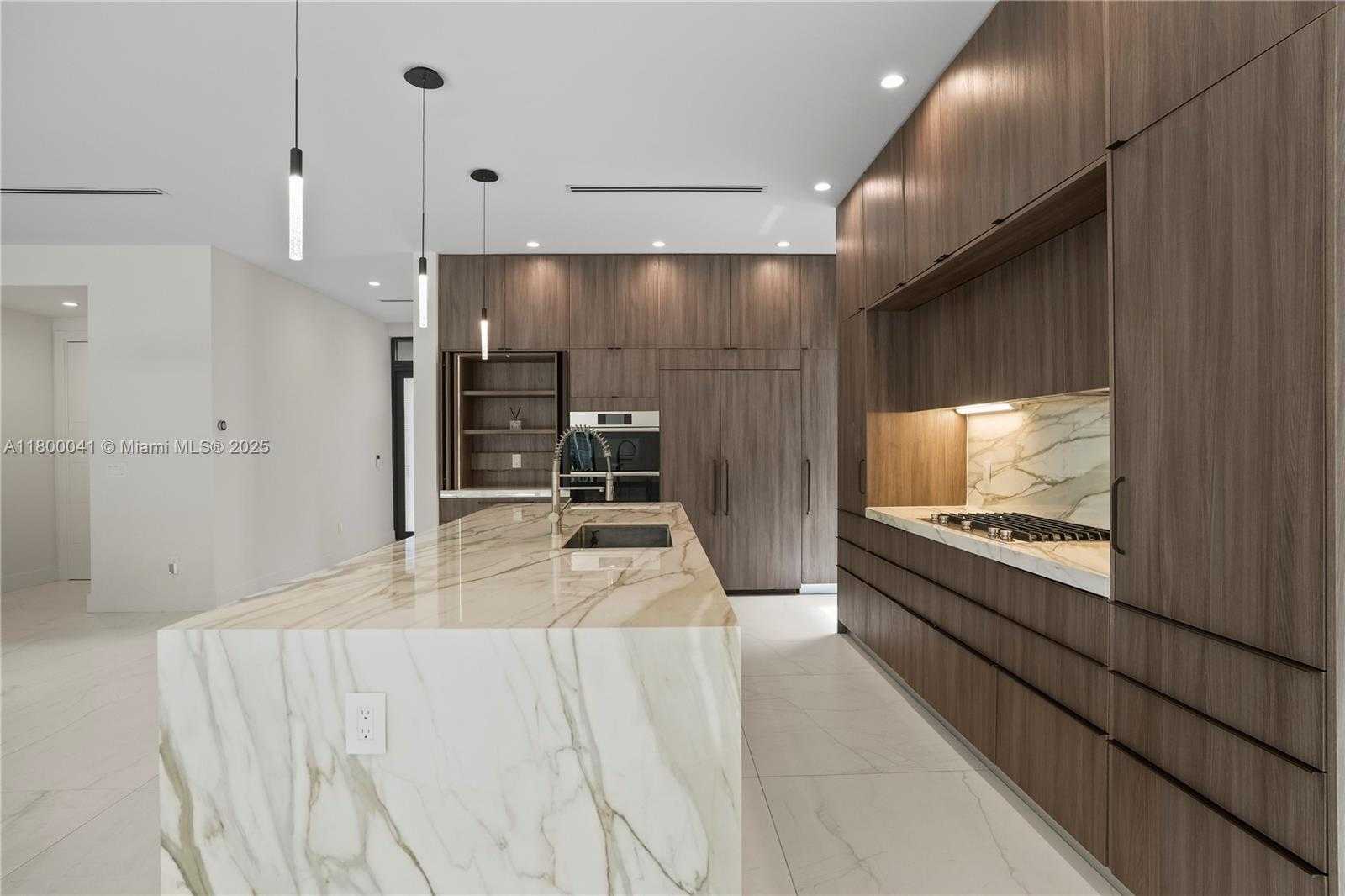 Small Image of 739 NORTH EAST 17TH WAY, Fort Lauderdale Number 13