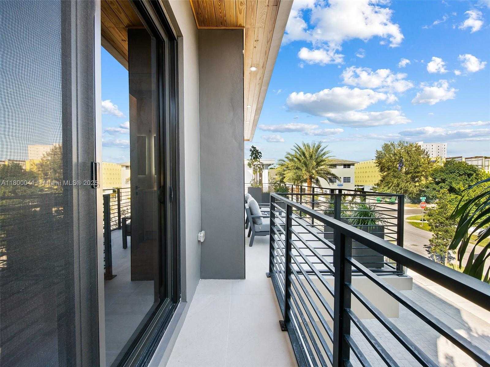Small Image of 739 NORTH EAST 17TH WAY, Fort Lauderdale Number 41