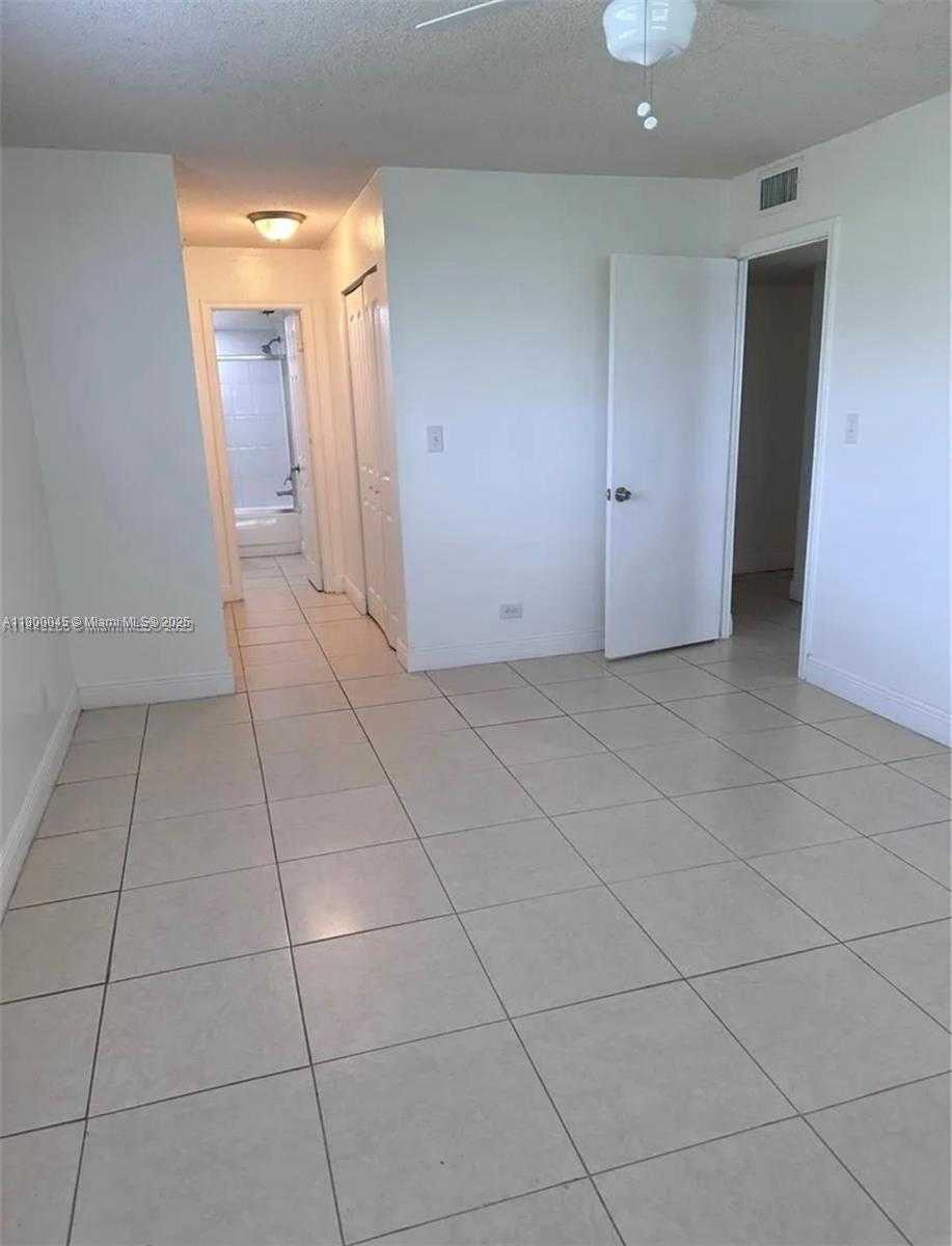 Small Image of 8101 SOUTH WEST 72ND AVE #401W, Miami Number 11