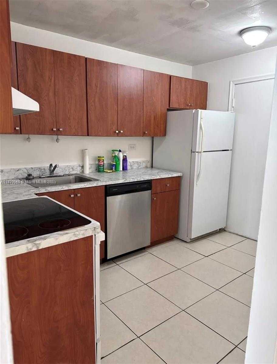 Small Image of 8101 SOUTH WEST 72ND AVE #401W, Miami Number 5
