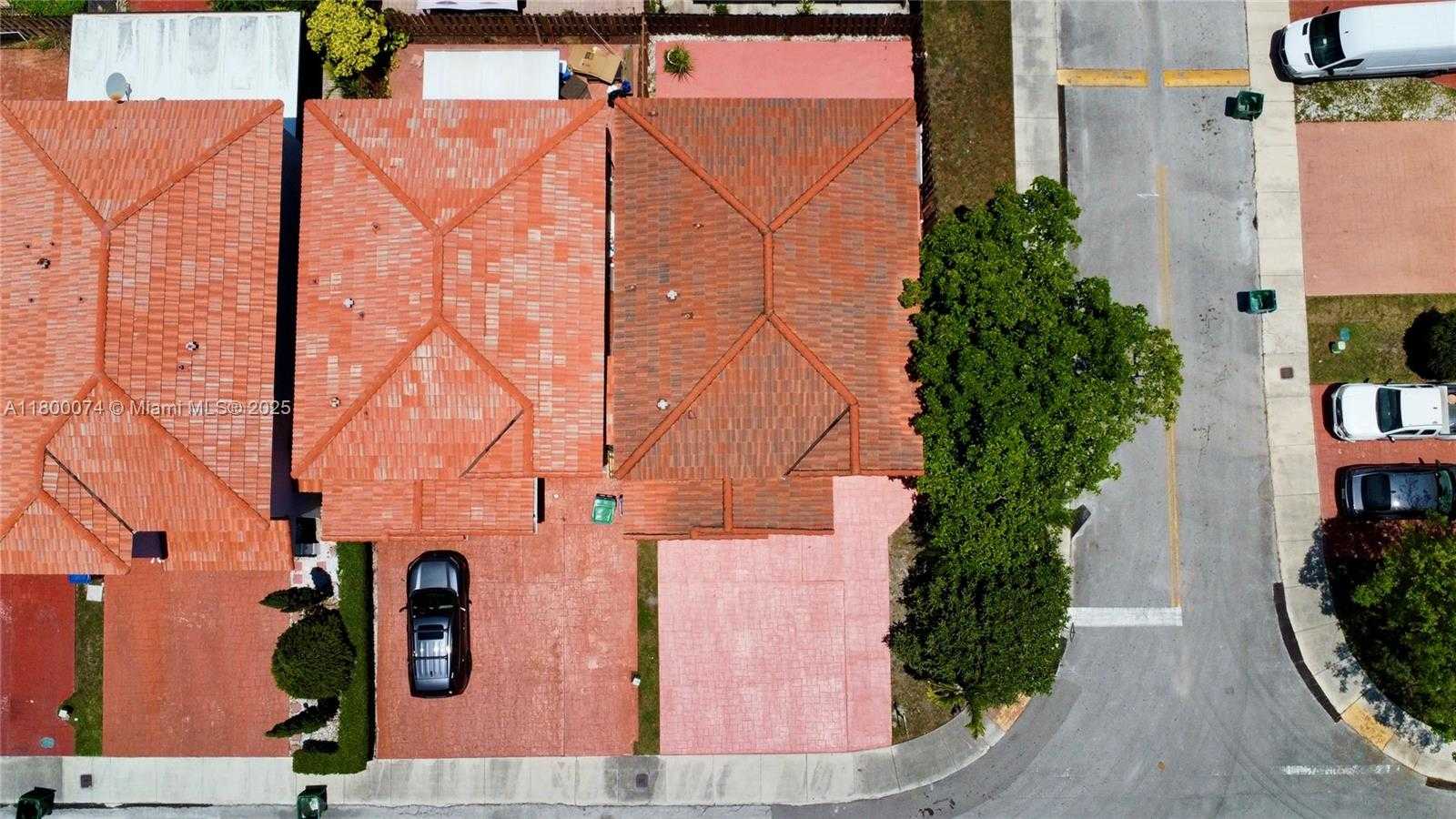 Small Image of 6035 SOUTH WEST 162ND PATH #6035, Miami Number 16