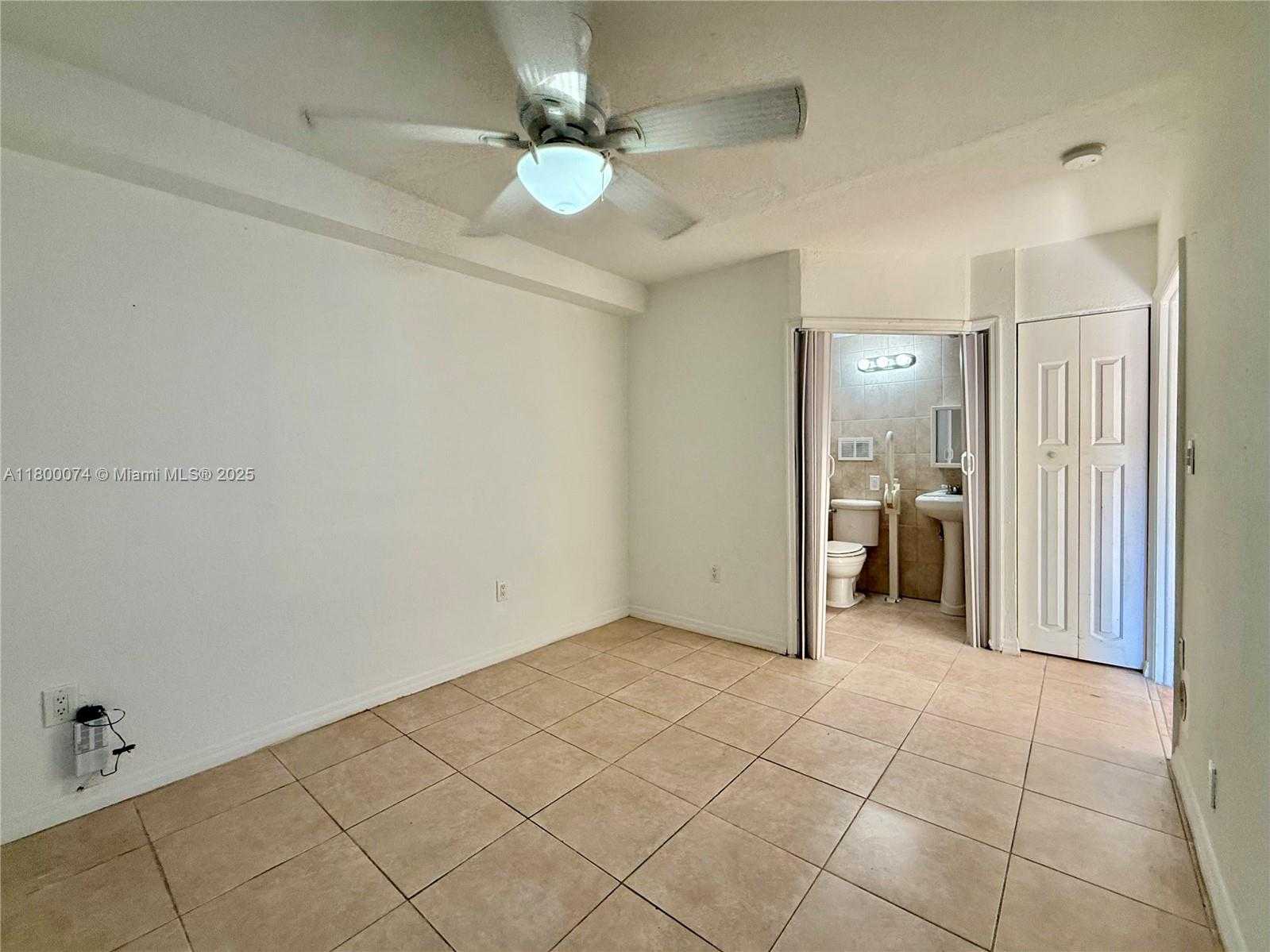 Small Image of 6035 SOUTH WEST 162ND PATH #6035, Miami Number 4