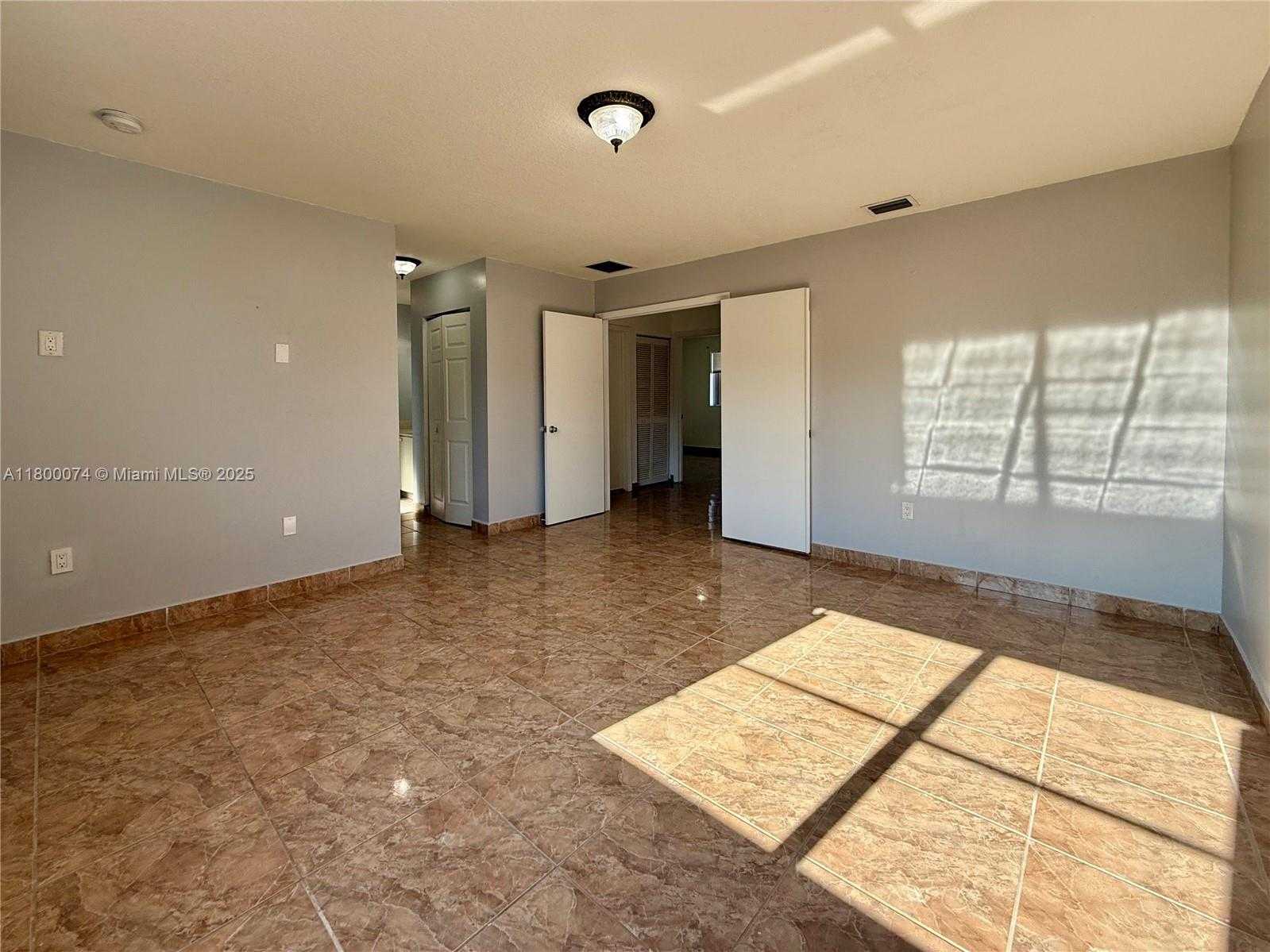 Small Image of 6035 SOUTH WEST 162ND PATH #6035, Miami Number 8
