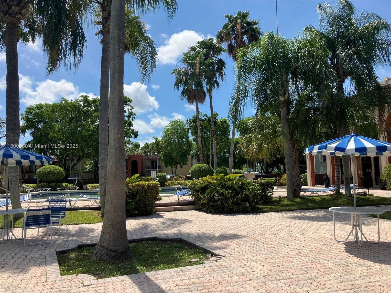 Small Image of 10802 NORTH KENDALL DR #P2, Miami Number 13
