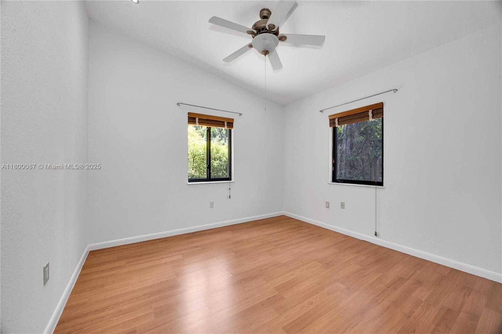 Small Image of 6611 SOUTH WEST 63RD AVE, South Miami Number 12