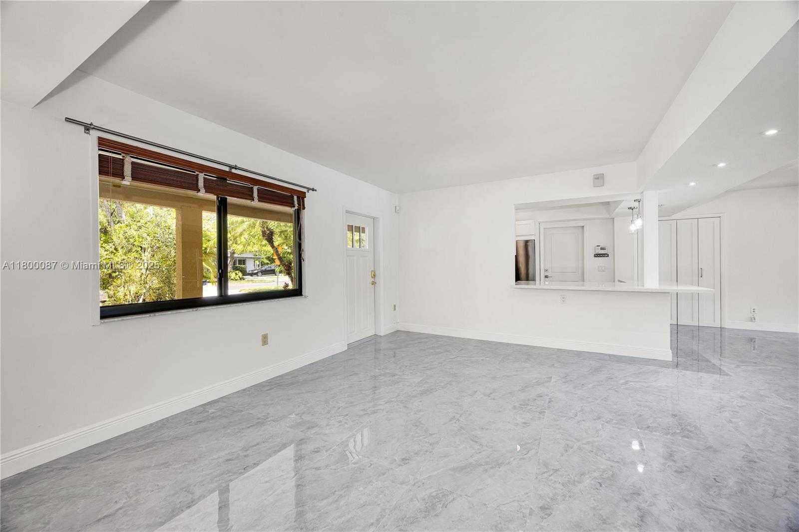 Small Image of 6611 SOUTH WEST 63RD AVE, South Miami Number 24