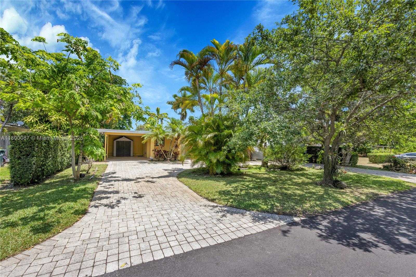 Small Image of 6611 SOUTH WEST 63RD AVE, South Miami Number 25