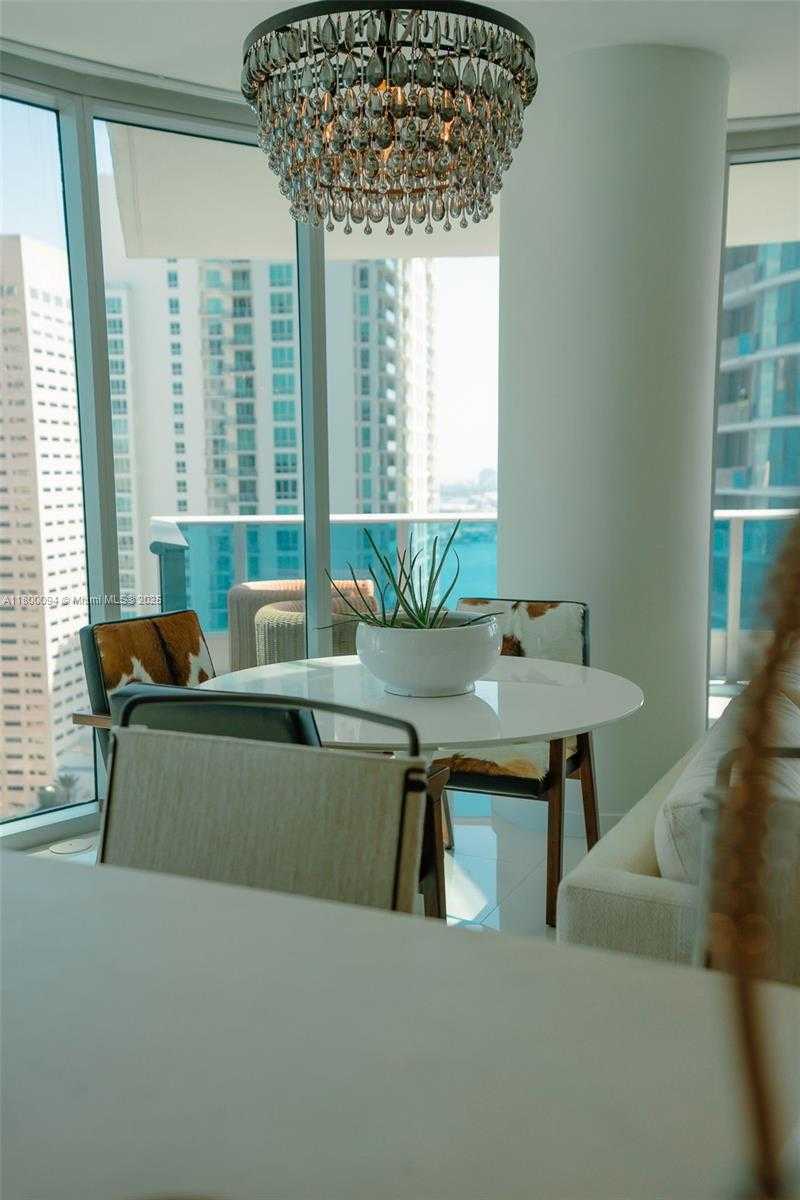 Small Image of 200 BISCAYNE BLVD WAY #3201, Miami Number 13