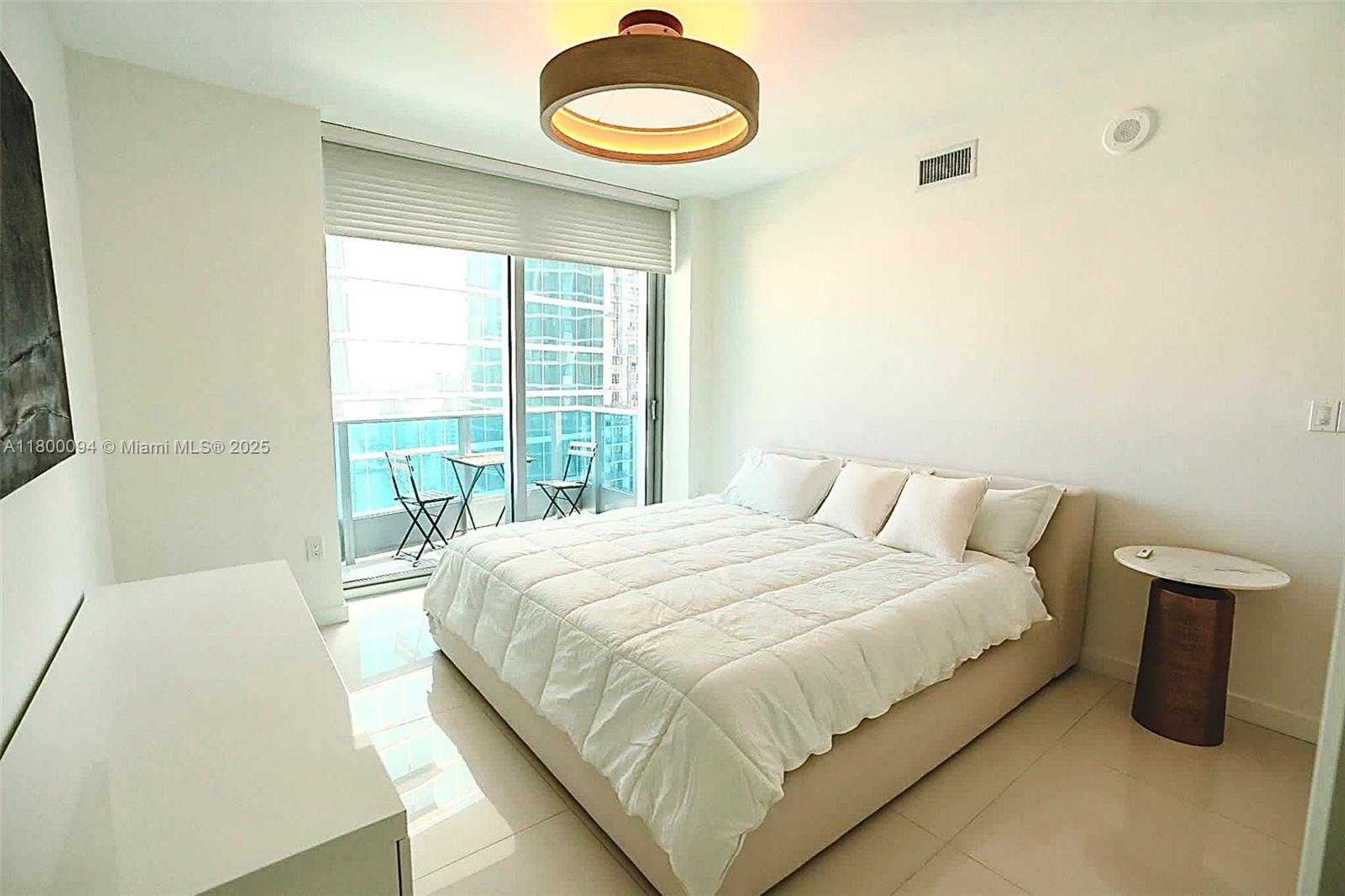 Small Image of 200 BISCAYNE BLVD WAY #3201, Miami Number 27